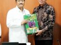 Bupati Batanghari melaksanakan audiensi Dengan Menteri Sosial RI