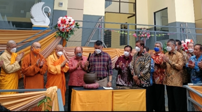 Walikota Jambi Meresmikan Gedung Sekolah Sari Putra