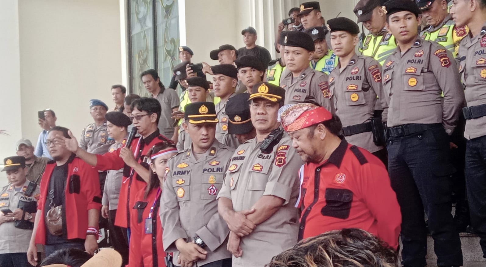 Bawa 4 Tuntutan, Ratusan Petani Datangi Kantor Gubernur Jambi