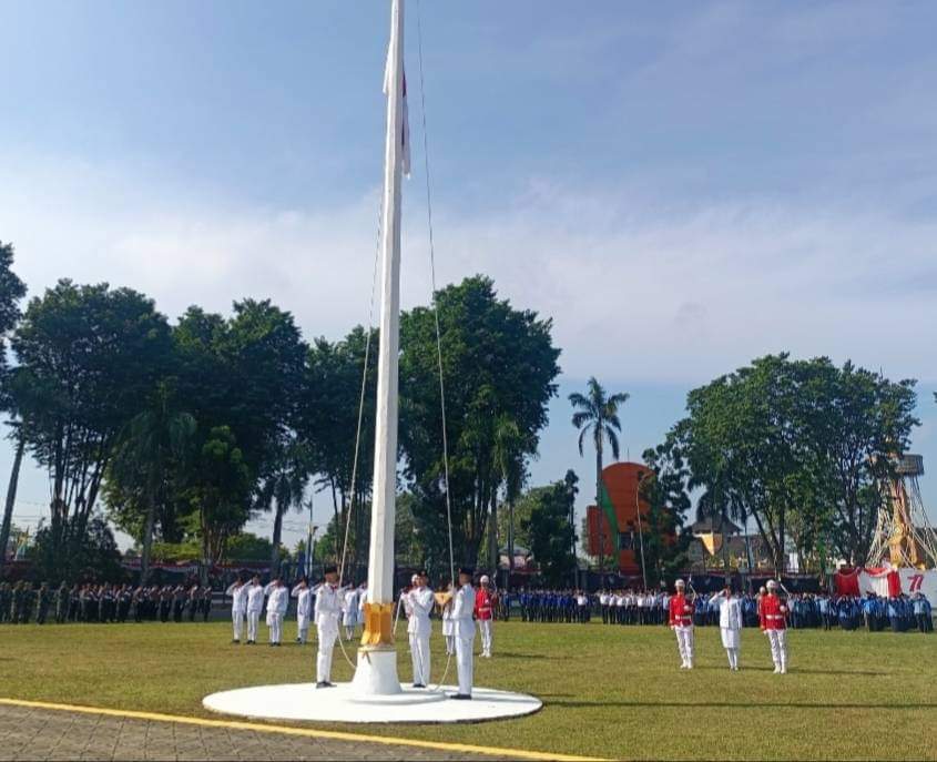 Upacara HUT Ke-77 RI di Kantor Walikota Jambi Berlangsung Khidmat