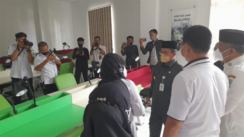 Wawako Maulana Resmikan Gedung Depo Arsip Kota Jambi