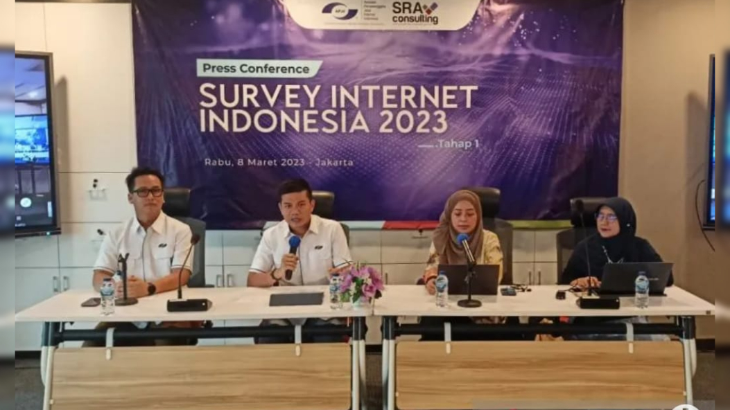 Survei APJII Catat Peningkatan Penetrasi Pengguna Internet Indonesia