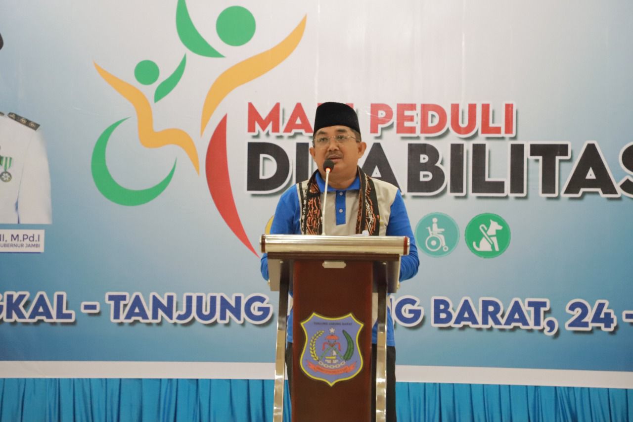 Bupati Tanjabbar Menutup Secara Resmi Kegiatan Unit Pelayanan Sosial Keliling