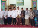 Pj. Bupati Kerinci ASRAF Gelar Safari Jumat dan Serahkan Bantuan CSR Bank Jambi di Masjid Jamiatul Islam Desa Kebun Baru