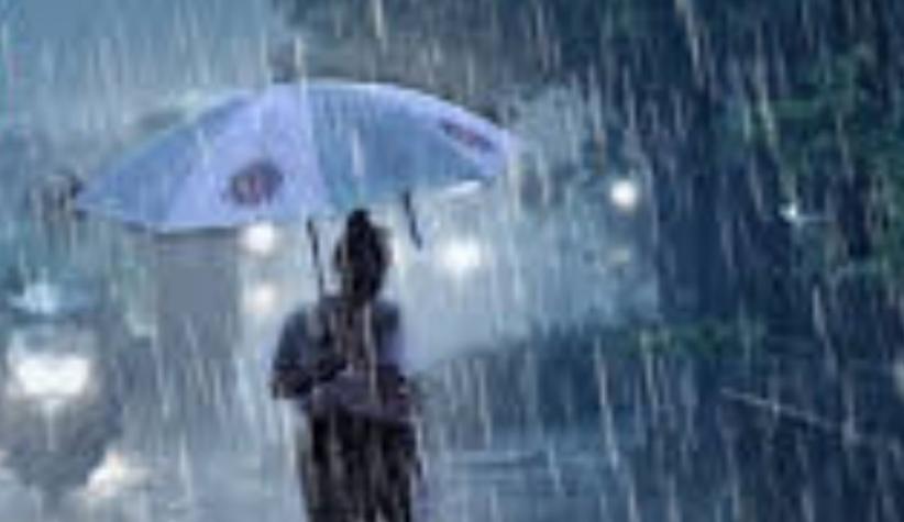 BMKG Prakirakan Hujan Deras Disertai Petir dan Angin Kencang Landa Jambi