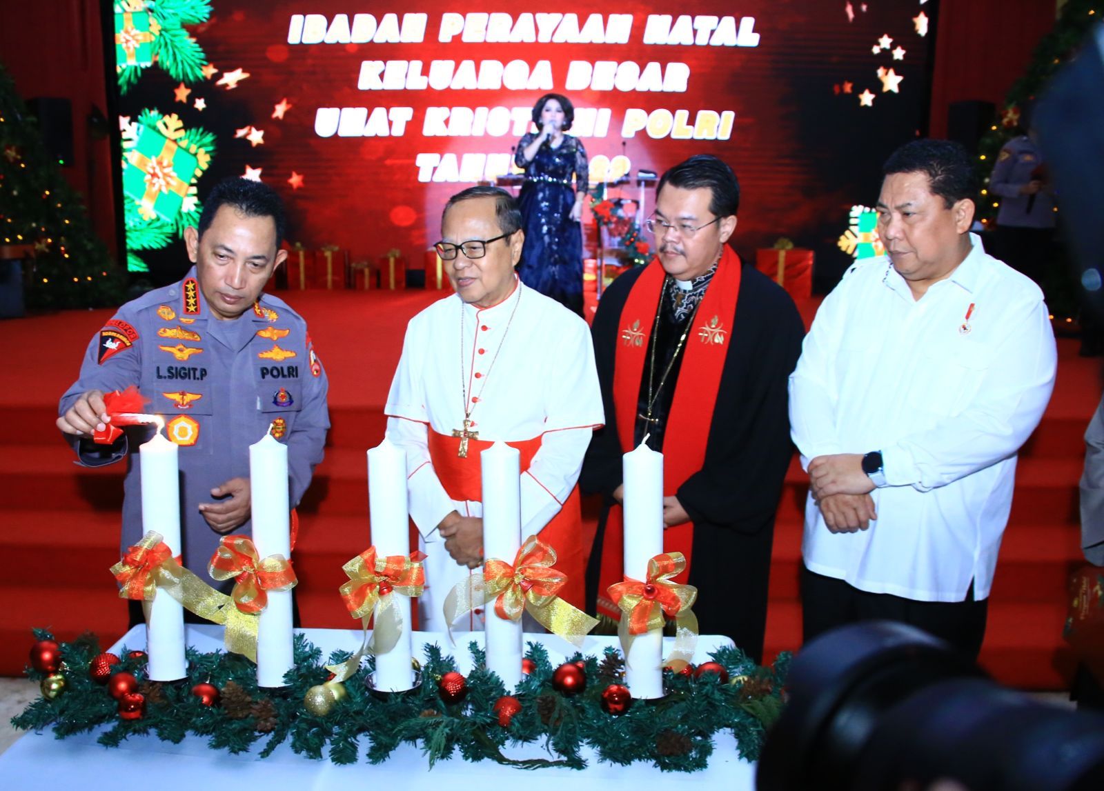 Kapolri Gelar Perayaan Natal Bersama