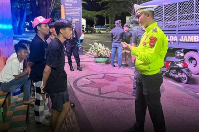 Operasi pekat, Polda Jambi Gelar Patroli Malam Disejumlah Titik Strategis