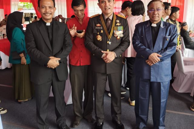 Pimpinan Jemaat HKBP Jambi Hadiri Upacara HUT Bhayangkara Ke-79