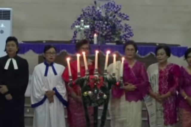 Parompuan HKBP Jambi Rayakan Natal Dengan Hikmat dan Sukacita