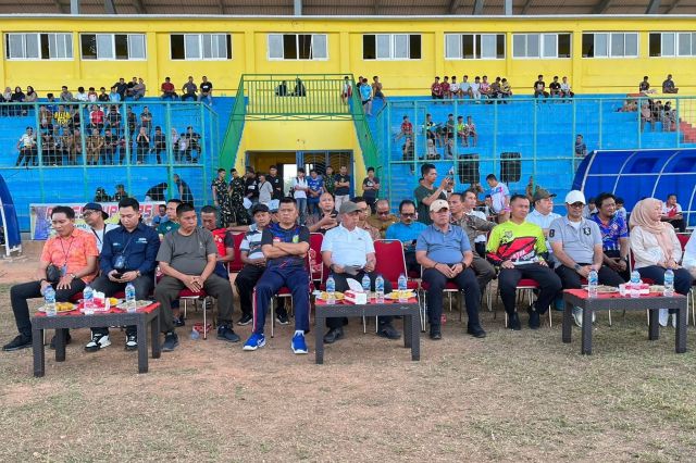 Wakil Bupati Tebo, Nazar Efendi, buka Kejuaraan Piala Soeratin Cup U-13 dan U-15 Secara Resmi