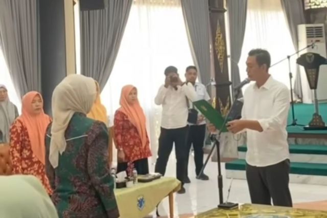 Bupati Batang Hari Kukuhkan Bunda Literasi dan Duta Baca Pelajar 2025–2029