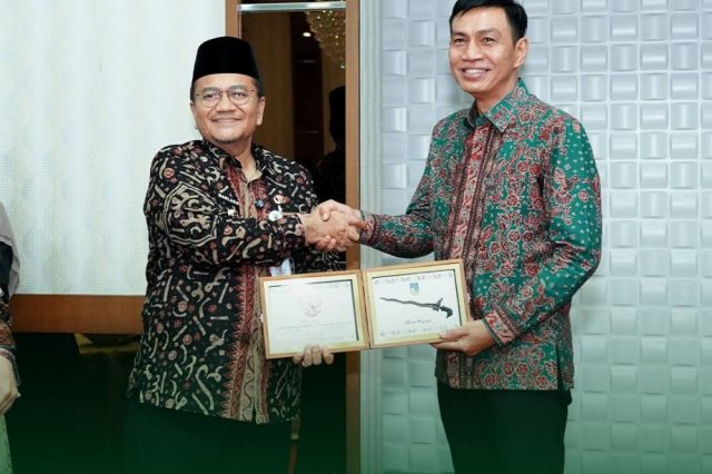 Bupati Batang Hari Lakukan Penandatanganan Perjanjian Kerja Sama Dengan Pemkot Jambi