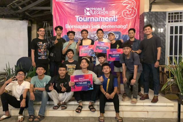 Gelar Turnamen Esport di 41 Kabupaten/Kota Sumatera, Tri Buktikan Keunggulan Jaringan