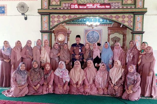 Pj. Bupati Kerinci Asraf Hadiri Peringatan Isra Mi'raj di Masjid Jamiatul Hikmah Tanjung Mudo Penawar
