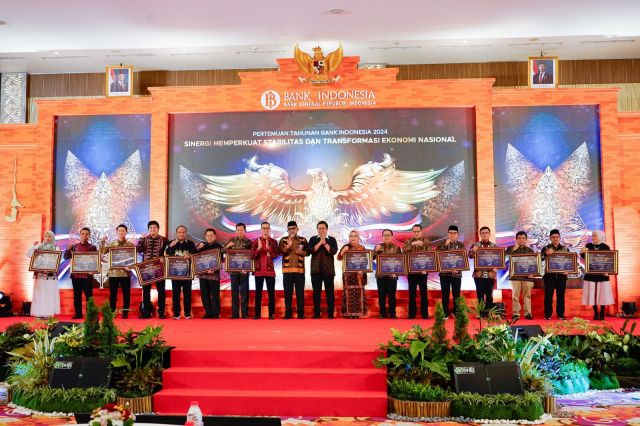 PTPN IV Regional 4 Raih Award Mitra Strategis Terbaik BI