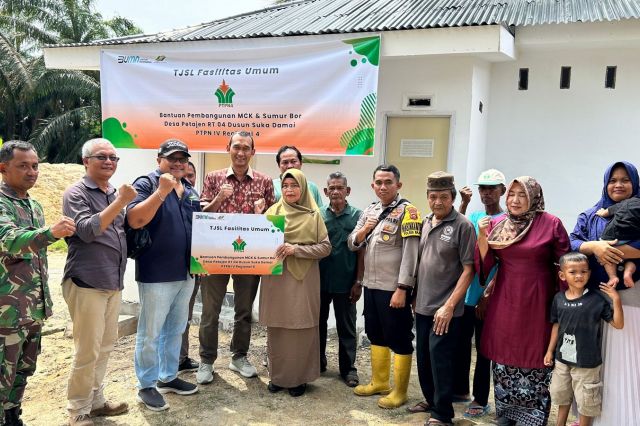 PTPN IV Regional 4 Bangun MCK Umum di Desa Petajen