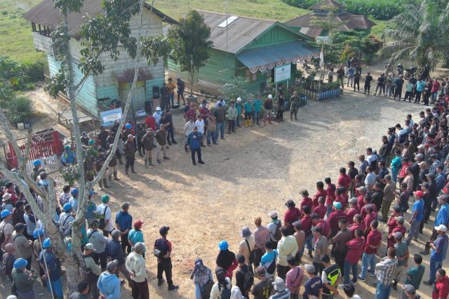 Serikat Pekerja Perkebunan PTPN IV Regional 4 Gelar Apel Akbar Pengamanan Aset di Kebun Bukit Kausar, Rantau Benar, Jambi
