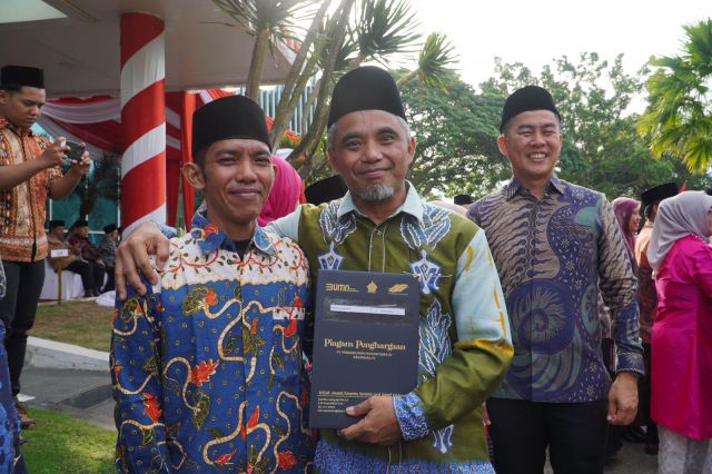 Kado Kemerdekaan, PalmCo Apresiasi Loyalitas 4.275 Karyawan