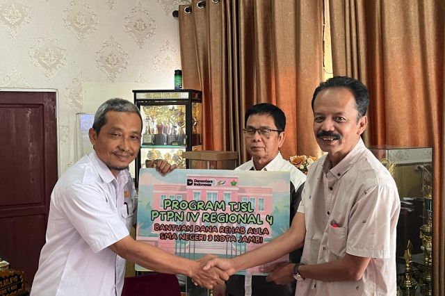 Dari Harapan Menjadi Nyata, PTPN IV Regional IV Rehab Aula SMA 