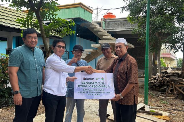 PTPN Regional 4 Bantuan Rehab Masjid Jamaah Haji