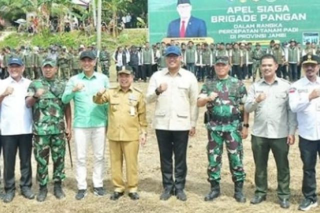 Bupati Batanghari Dampingi Kunker Wamentan RI