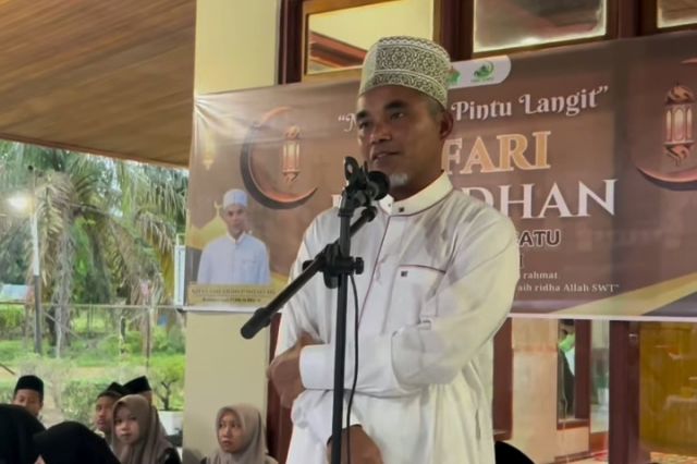 PTPN IV Regional 4 Gelar Safari Ramadhan di Masjid Al Muttaqien, Santuni Yatim Piatu