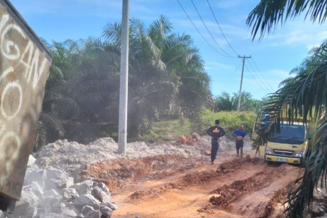 PTPN IV Regional 4 Perbaiki Jalan, Perekonomian Desa Melambung